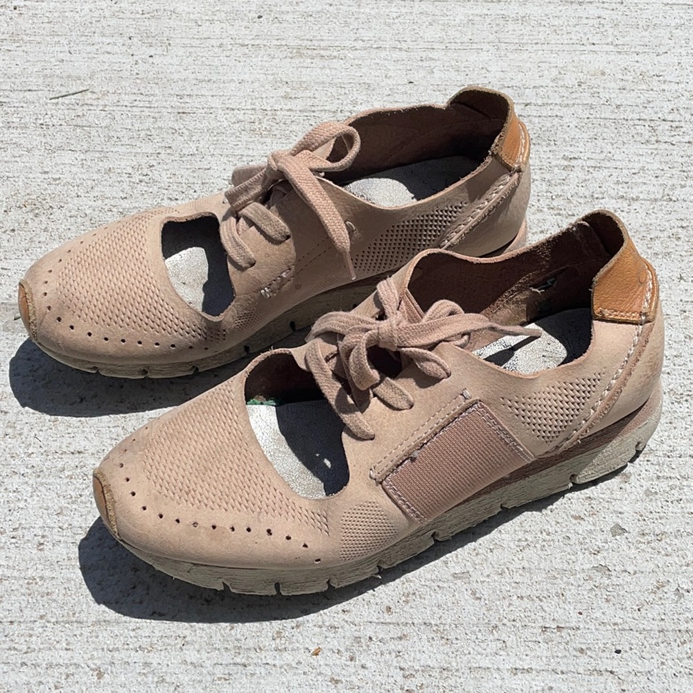 OTBT blush sneakers
